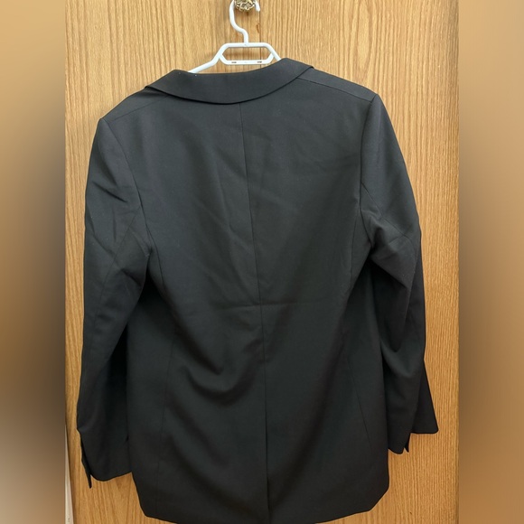 H&M Oversized Blazer - Picture 2 of 3